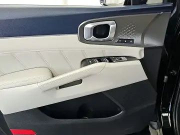 2022 Kia Sorento с пробегом 72 301 км