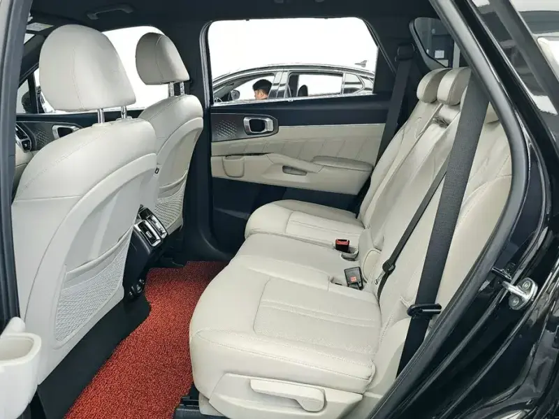 2022 Kia Sorento с пробегом 72 301 км