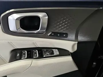 2022 Kia Sorento с пробегом 72 301 км