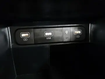 2022 Kia Sorento с пробегом 72 301 км