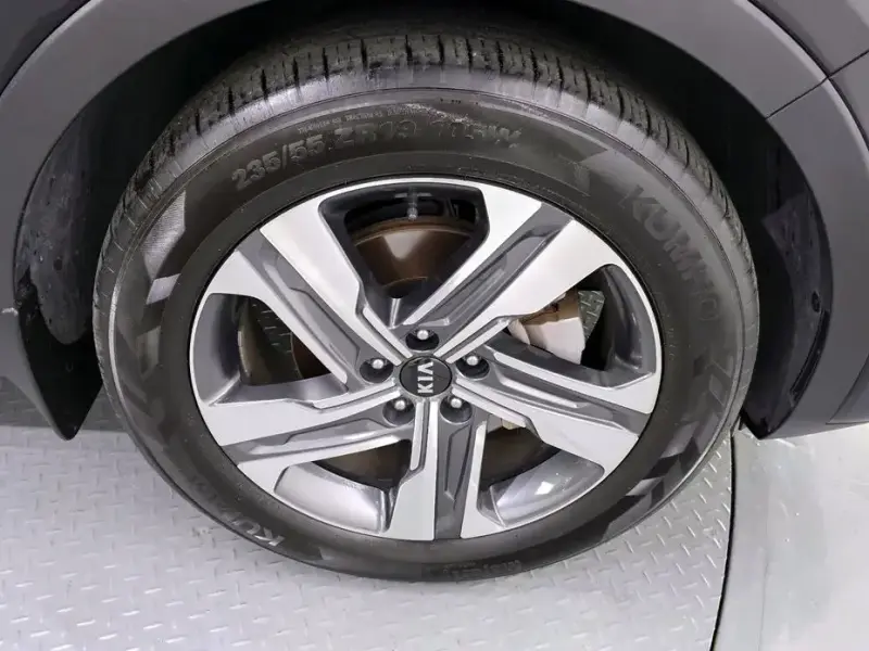 2021 Kia Sorento с пробегом 104 747 км