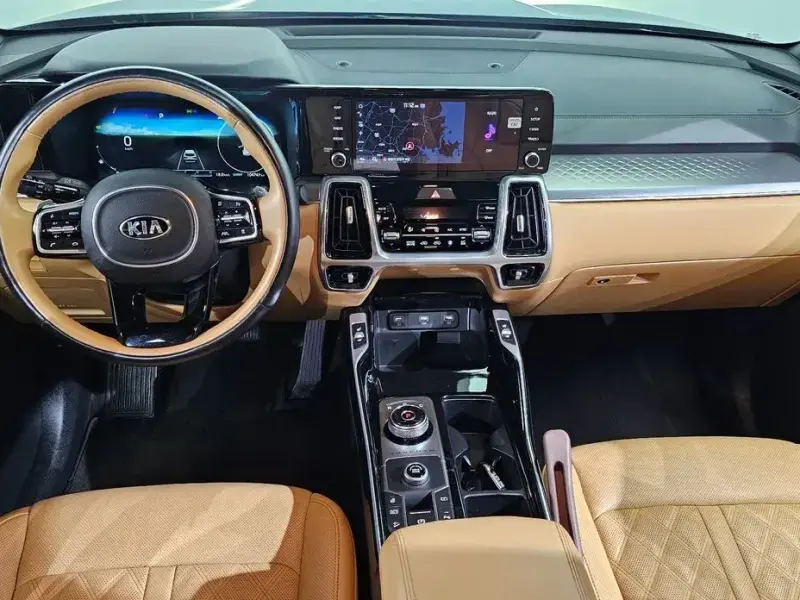 2021 Kia Sorento с пробегом 104 747 км