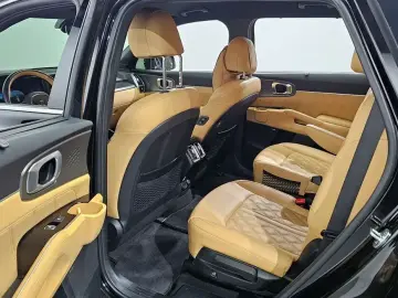 2021 Kia Sorento с пробегом 104 747 км
