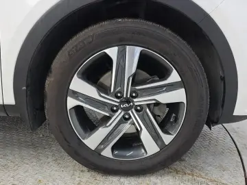 2023 Kia Sorento с пробегом 70 483 км