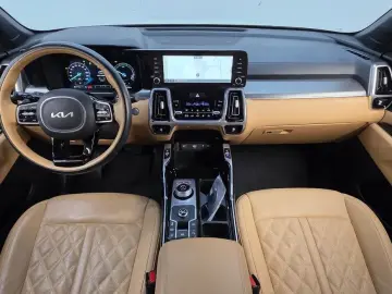 2023 Kia Sorento с пробегом 70 483 км