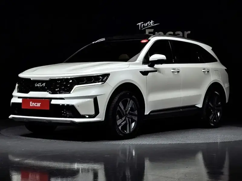 2023 Kia Sorento с пробегом 54 877 км