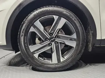 2023 Kia Sorento с пробегом 54 877 км