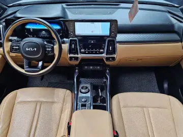 2023 Kia Sorento с пробегом 54 877 км