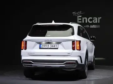 2023 Kia Sorento с пробегом 26 984 км