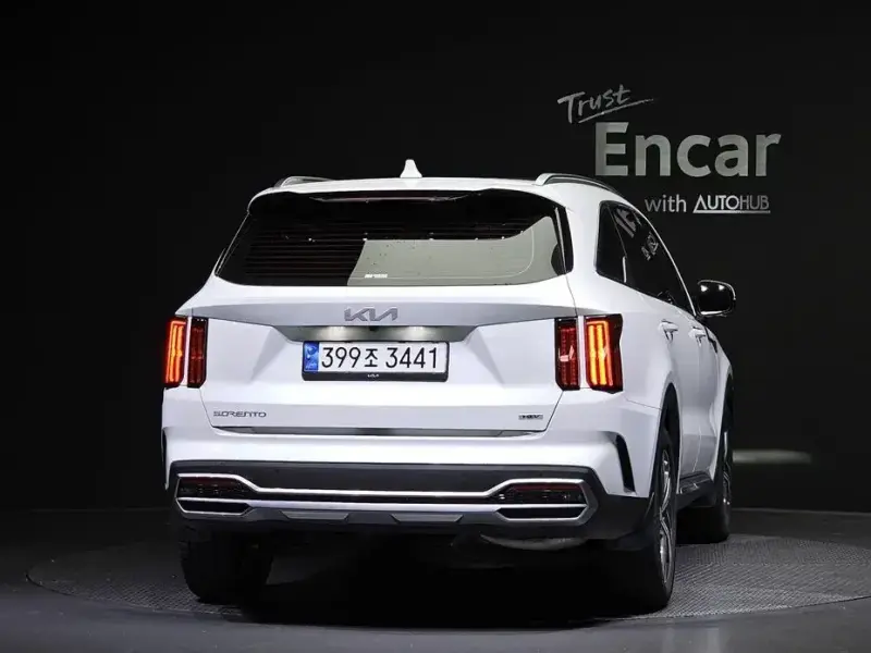 2023 Kia Sorento с пробегом 26 984 км