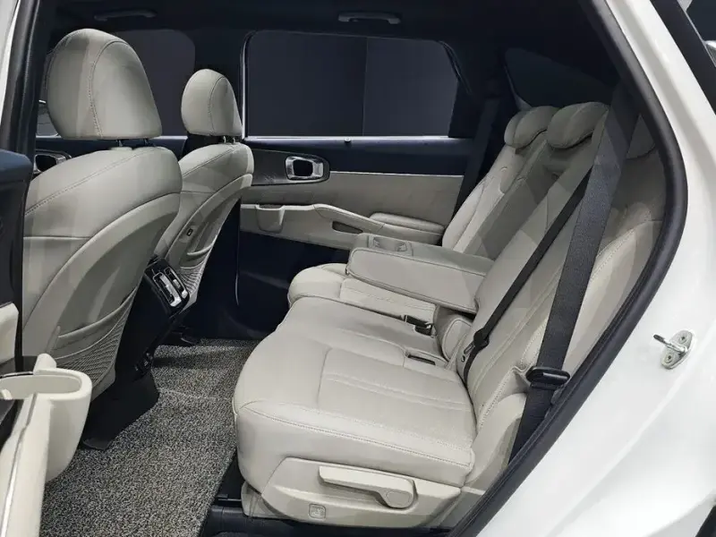 2022 Kia Sorento с пробегом 45 633 км