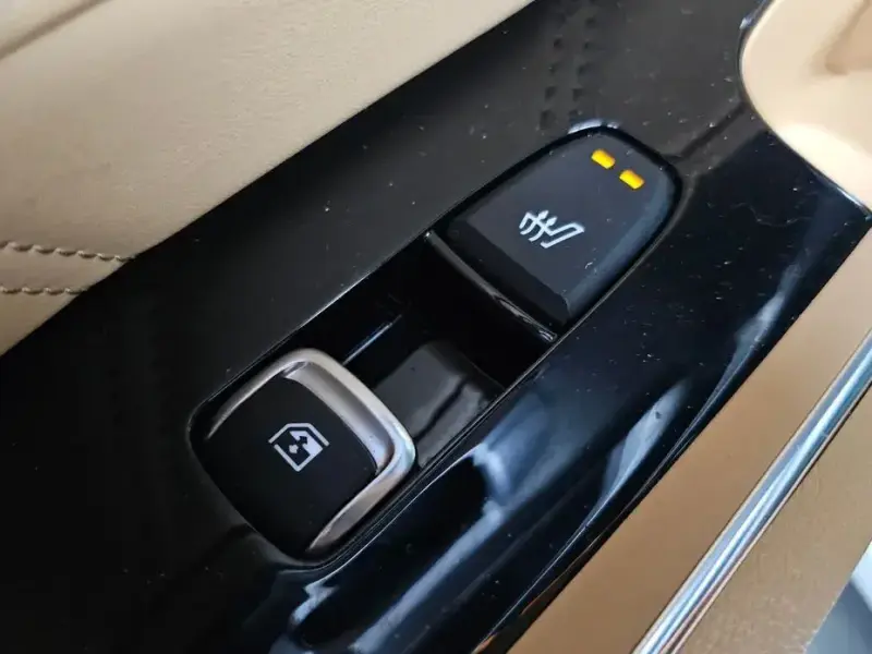2023 Kia Sorento с пробегом 26 984 км