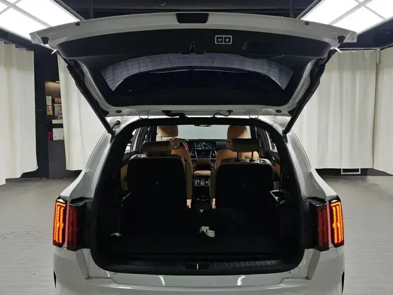 2023 Kia Sorento с пробегом 26 984 км