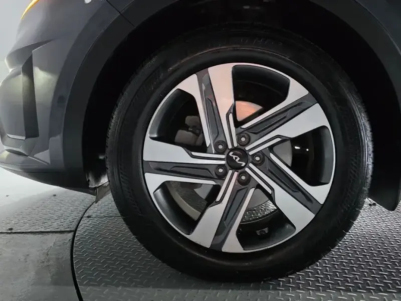 2023 Kia Sorento с пробегом 67 549 км