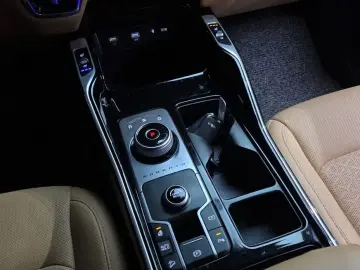 2023 Kia Sorento с пробегом 67 549 км