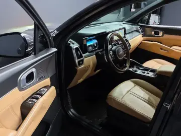 2023 Kia Sorento с пробегом 67 549 км