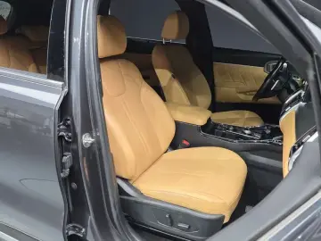 2023 Kia Sorento с пробегом 67 549 км