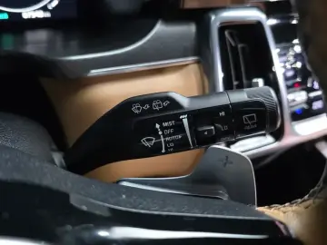 2023 Kia Sorento с пробегом 67 549 км
