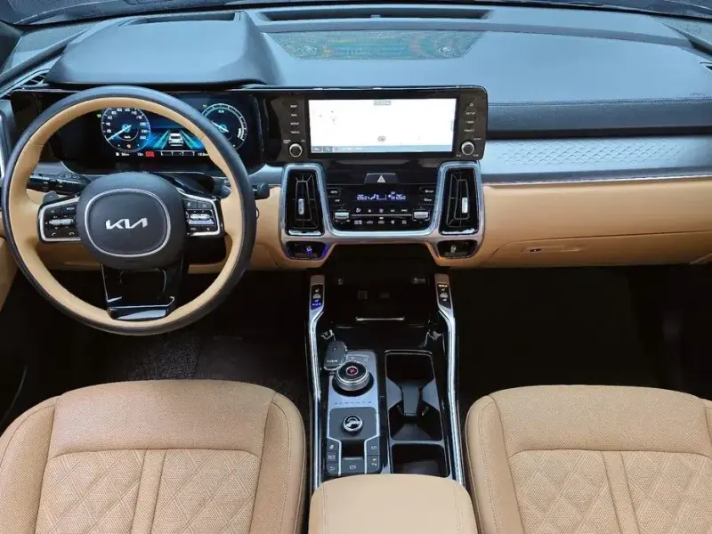 2023 Kia Sorento с пробегом 66 896 км