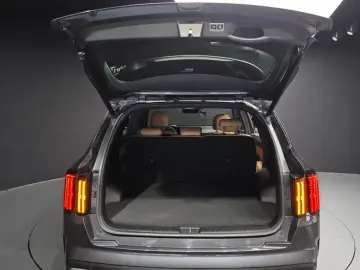 2023 Kia Sorento с пробегом 67 549 км
