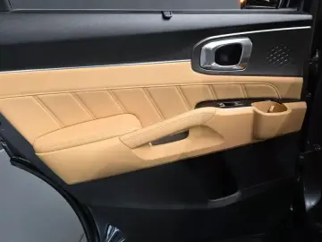 2023 Kia Sorento с пробегом 67 549 км