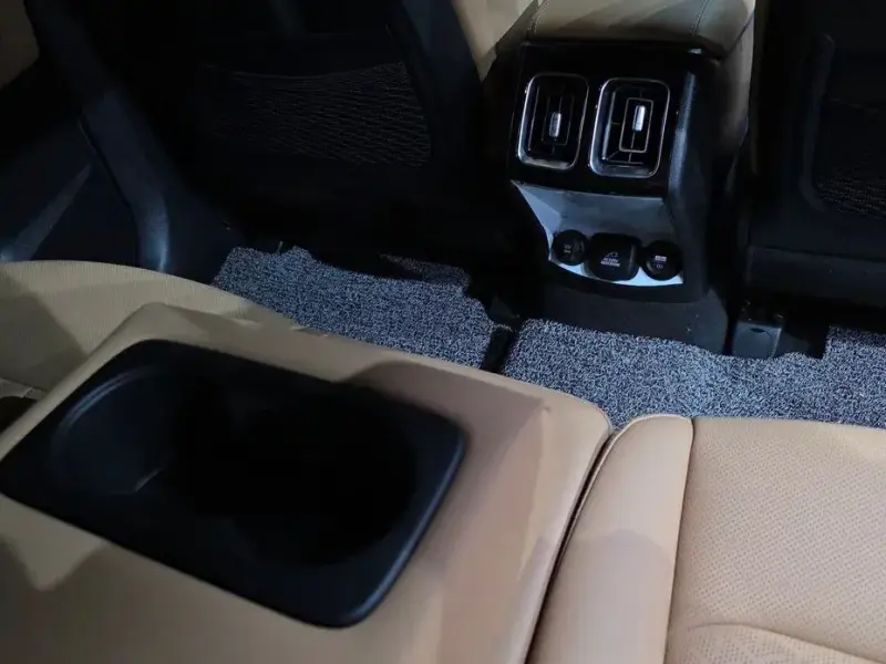 2023 Kia Sorento с пробегом 67 549 км