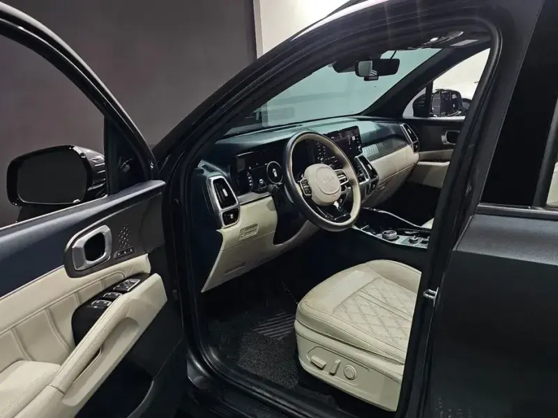 2022 Kia Sorento с пробегом 82 982 км