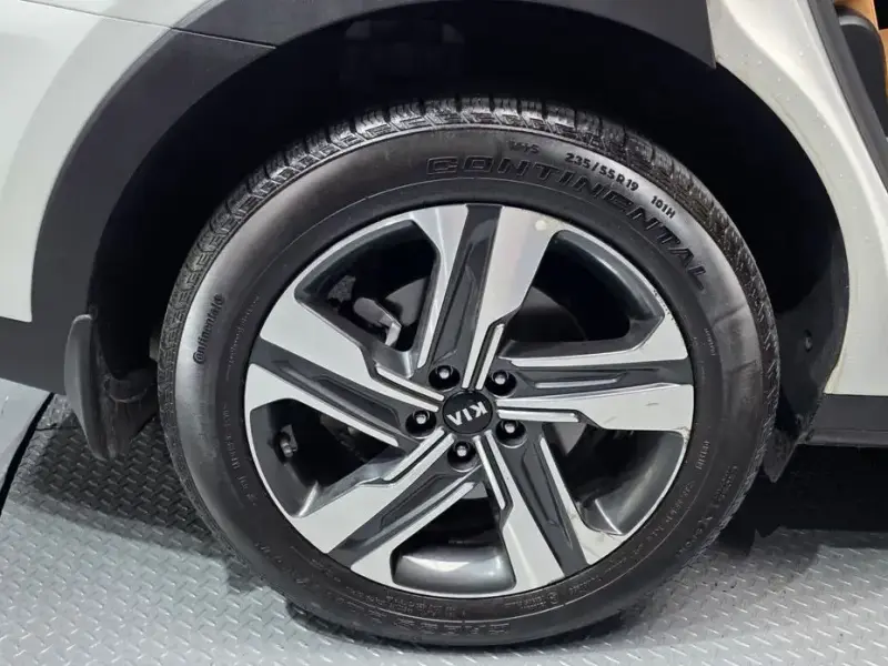 2021 Kia Sorento с пробегом 75 721 км