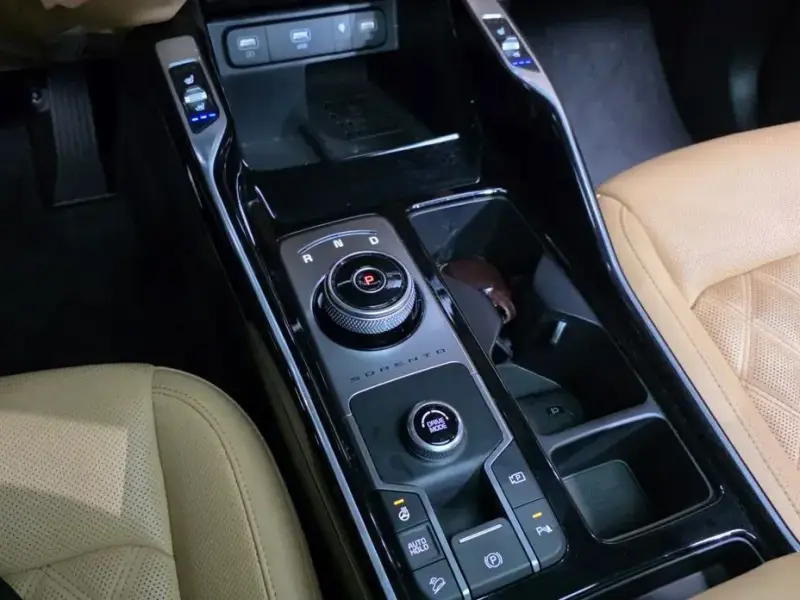 2021 Kia Sorento с пробегом 75 721 км