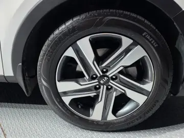 2021 Kia Sorento с пробегом 75 721 км