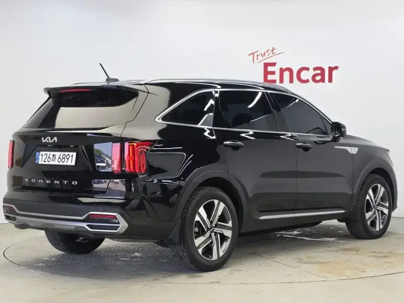 2022 Kia Sorento с пробегом 113 663 км