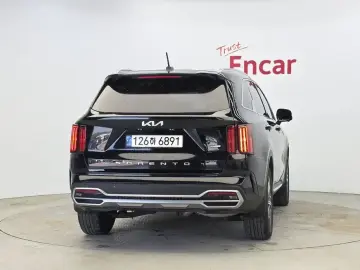 2022 Kia Sorento с пробегом 113 663 км