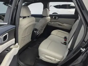2022 Kia Sorento с пробегом 113 663 км