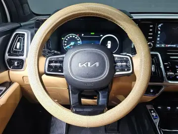 2022 Kia Sorento с пробегом 65 403 км