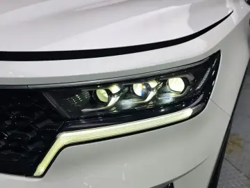 2022 Kia Sorento с пробегом 65 403 км