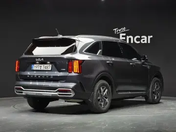 2022 Kia Sorento с пробегом 111 558 км