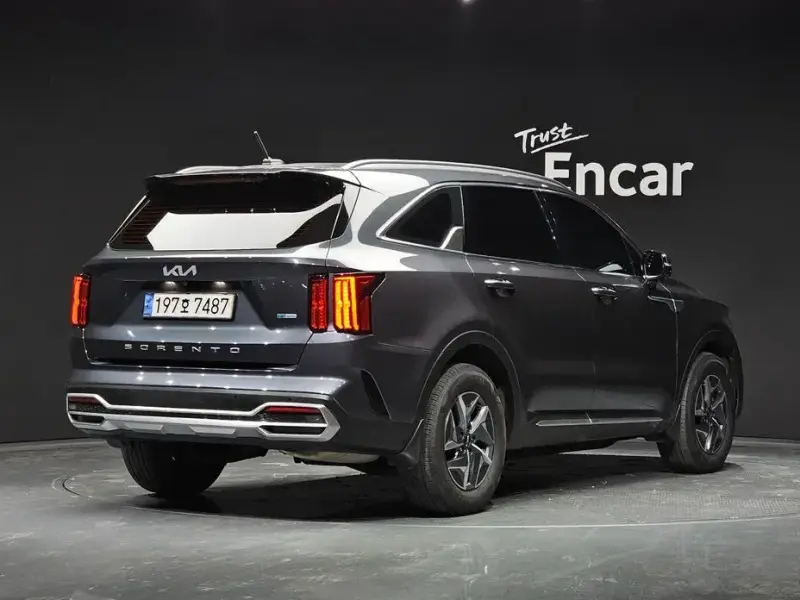 2022 Kia Sorento с пробегом 111 558 км