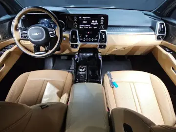 2022 Kia Sorento с пробегом 111 558 км