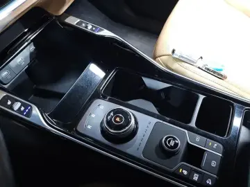 2022 Kia Sorento с пробегом 111 558 км
