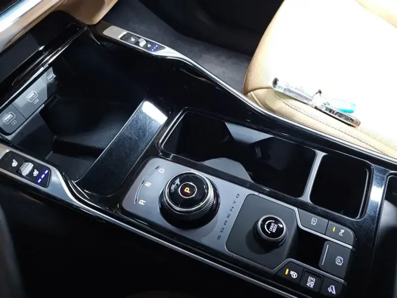 2022 Kia Sorento с пробегом 111 558 км