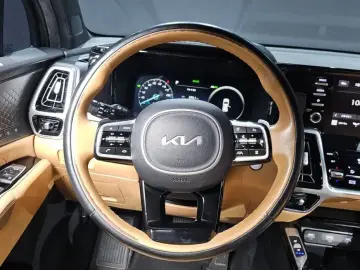 2022 Kia Sorento с пробегом 111 558 км