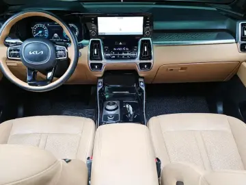 2023 Kia Sorento с пробегом 74 215 км