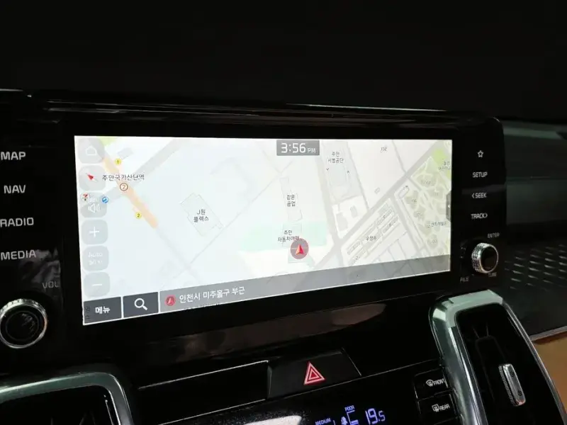2023 Kia Sorento с пробегом 74 215 км