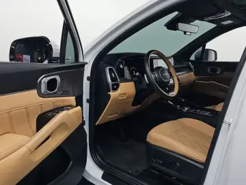 2022 Kia Sorento с пробегом 65 210 км