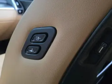 2023 Kia Sorento с пробегом 106 005 км