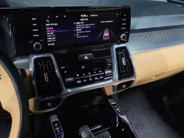2023 Kia Sorento с пробегом 56 263 км