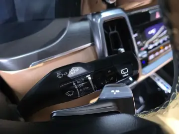 2023 Kia Sorento с пробегом 56 263 км