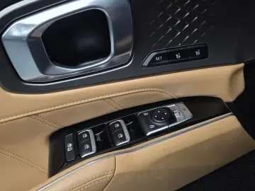 2023 Kia Sorento с пробегом 56 263 км
