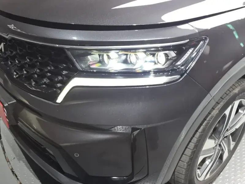 2023 Kia Sorento с пробегом 56 263 км