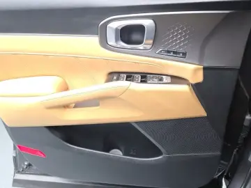 2023 Kia Sorento с пробегом 56 263 км